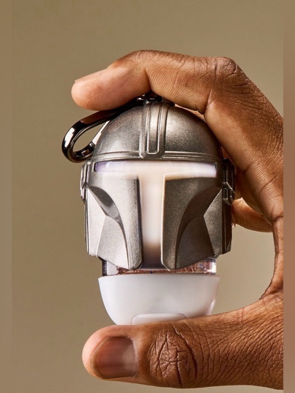 Bath & Body Works The Mandalorian Light- up Helmont hand sanitizer holder - Picture 4 of 5